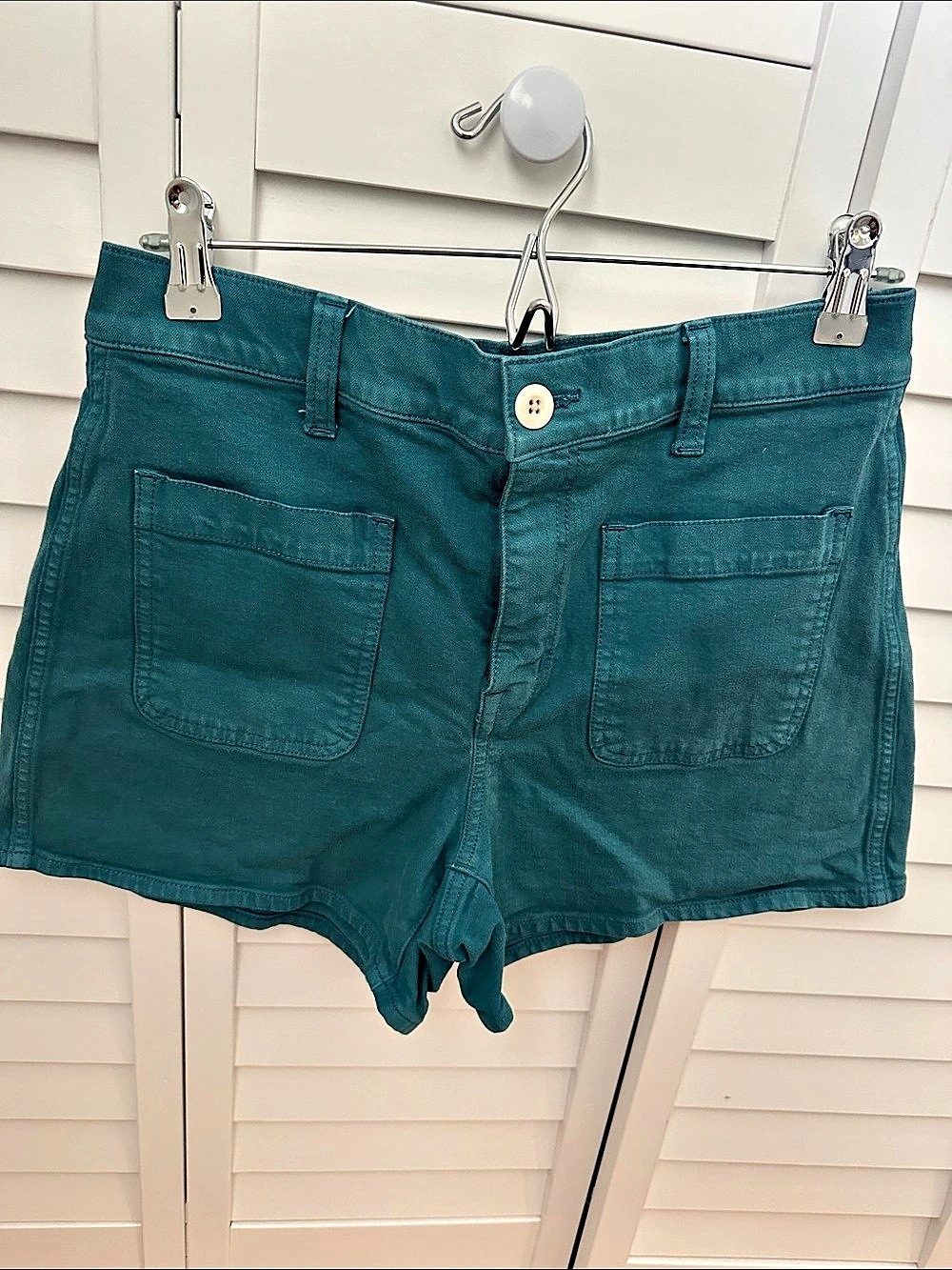 Madewell Emmet shorts in teal color size 28